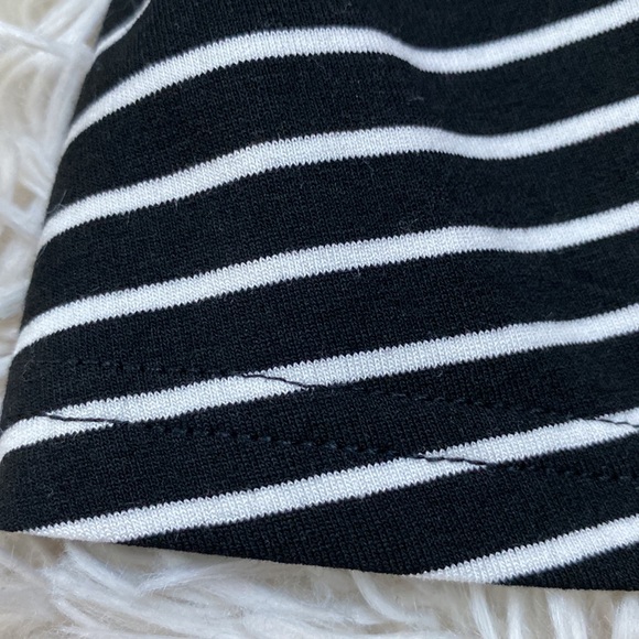 🎉HP🎉 Boutique Leopard & Stripe LS Top 💗 Black & Pink - Picture 13 of 14